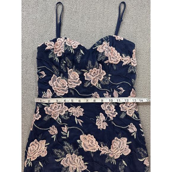 Lulus Dress As Time Grows By Navy Blue Floral Embroidered Bodycon Size Small - Picture 9 of 12